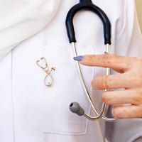 بروشات الأطباء بالاسم