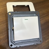 مفتاح مفرد ابيض MR ضمان 25 سنة