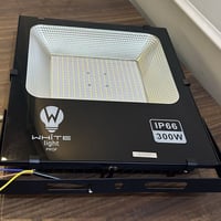 كشاف ليد خارجي متحرك 300 واط ضمان 2 سنوات