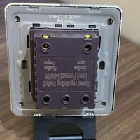 مفتاح مروحة 250 امبير فضي MR ضمان 25 سنة