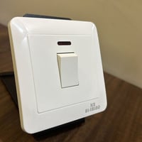 مفتاح سخان 20 امبير ابيض ضمان 25 سنة