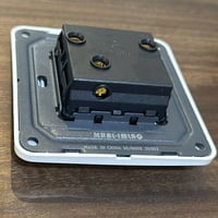 مفتاح مزوج ابيض ضمان 25 سنة