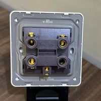 مفتاح مكيف 45 امبير لؤلؤئي 7*7ضمان 25 سنة