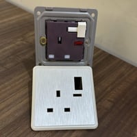 فيش مفرد 13 امبير لؤلؤئي ضمان 25 سنة