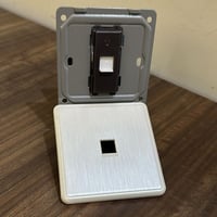 فيش تلفون مفرد MR لؤلؤئي ضمان 25سنة