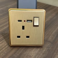 فيش USB+تايب C ذهبي 13 امبير ضمان 25 سنة