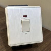 مفتاح سخان 20 امبير لؤلؤئي MRضمان 25 سنة