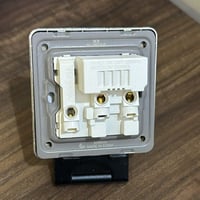 فيش USB فضي 13 امبير MRضمان 25 سنة