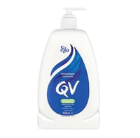 غسول كيو في للوجه منعش ومناسب لجميع أنواع البشرة 5...