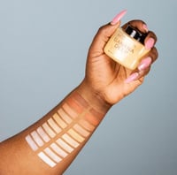 ريفوليوشن بودرة سائبة فاخرة شفافة