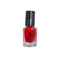 فرست تايم, طلاء اظافر, مناكير