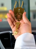 تعليقة سيارة الأهلي بالاسم