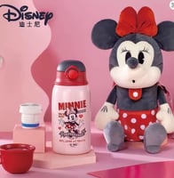 زمزمية مع لعبة ديزني