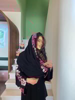 عباية زاهيه