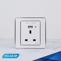 فيش ثلاثي 13 امبير مع منفذ USB لون لولي و فضي