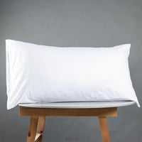 غطاء وسادة أبيض سادة مقاس 90x50 سم
