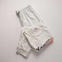 طقم بيجامة بناتي صيفية رصاصي فاتح