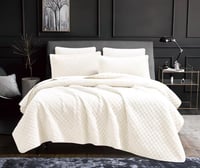 مفرش كويلا شتوي فرو مضغوط ابيض