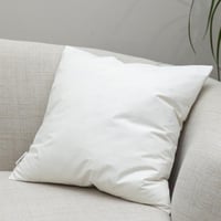 خدادية مربعة بحشوة ريش أبيض مقاس 45 × 45 سم