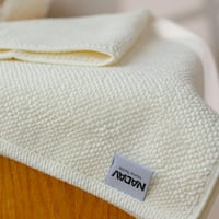 دعاسة أرضية بيترا تركي أبيض مقاس 80×50 سم