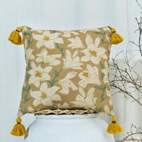 خدادية فيرونا تركي مربعة بحشوة كريمي برسومات الزهو...