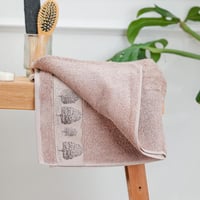 منشفة استحمام فيريا تركي بني مقاس 70×140 سم