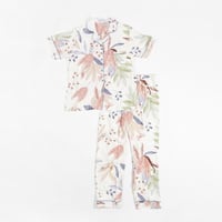 طقم بيجامة نسائية صيفية أبيض برسومات الزهور