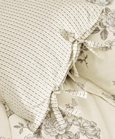 مفرش إنسجام صيفي قطن كريمي فاتح برسومات الزهور