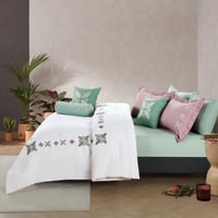 مفرش الأحساء صيفي مزدوج روز وتيفاني مطرز عدد القطع...