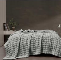 بطانية فرنزي فرو محفور مزدوج رصاصي 220 × 240 سم