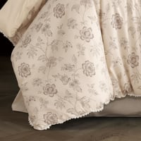 مفرش سرور مزدوج قطن بيج برسومات الزهور عدد القطع 7