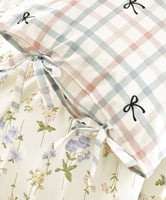 مفرش إنسجام صيفي قطن كريمي برسومات الزهور