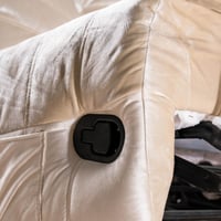 كرسي استرخاء هزاز موديل ايطالي بيج فاتح