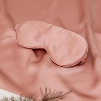 قناع عين للنوم حرير وردي