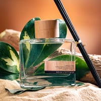 فواحة عطر بالأعواد في حامل زجاجي برائحة الياسمين و...