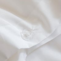 مفرش مزن صيفي فاخر لون أبيض