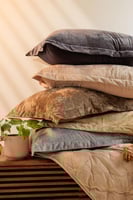 مفرش دايموند شتوي مزدوج فاخر مخمل رصاصي عدد القطع...