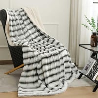 بطانية كلاود ثقيلة فرو ناعم أبيض و رصاصي مقاس 240...