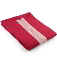 طقم سجادة صلاة كريمي و عنابي عدد القطع 2