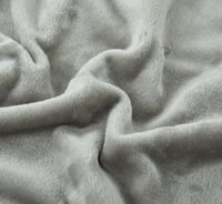 بطانية شتوي مخمل ناعم بترولي فاتح