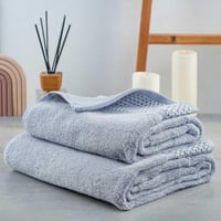 منشفة قطن 100% – مطرز رصاصي فاتح