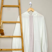 شرشف صلاة نسائي كريمي و روز