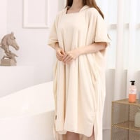 منشفة كابا مخيوط اوف وايت ريفي بغطاء رأس