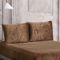 طقم غطاء وسادة دفى مخمل بني عدد القطع 2