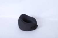 وسادة نداف للرقبة مع قناع عين لون أسود