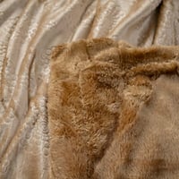 بطانية شتوي مفرد ونص فرو مطرز بيج غامق مقاس 220X17...