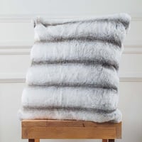 خدادية فرو ناعم محفور بحشوة لون رصاصي