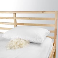 وسادة ميلان فندقية متوسطة السماكة ريش طبيعي