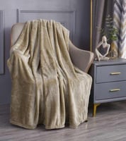 بطانية شتوي مخمل ناعم بيج غامق.