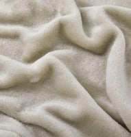 بطانية شتوي مخمل ناعم أوف وايت دافئ